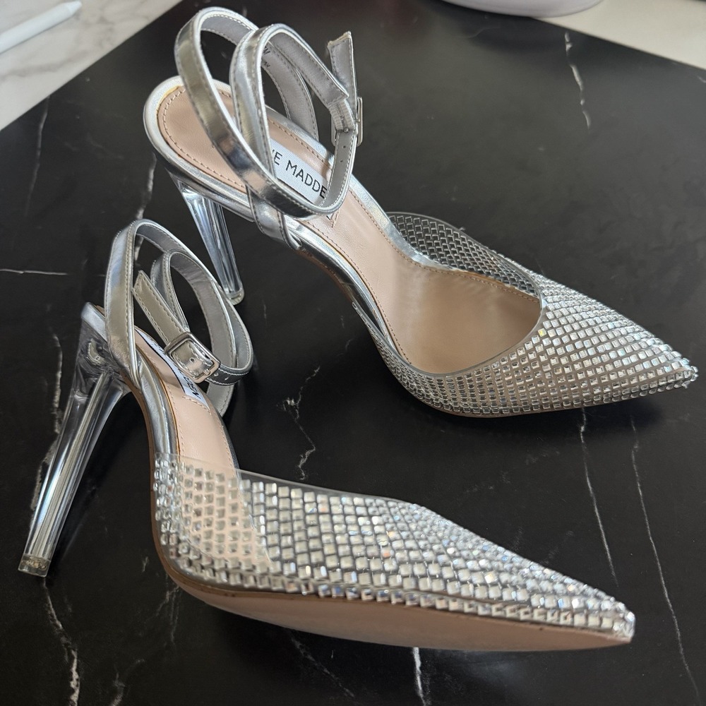 STEVE MADDEN Silver Lucite Rhinestone Embellished Translucent Heels US 7 Shoes